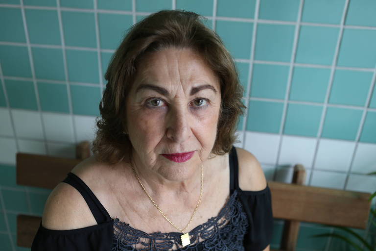A aposentada Doracy Soares, 69 anos, afirma que teve o seu cartão clonado em setembro, mas reclama da demora para o banco enviar outro