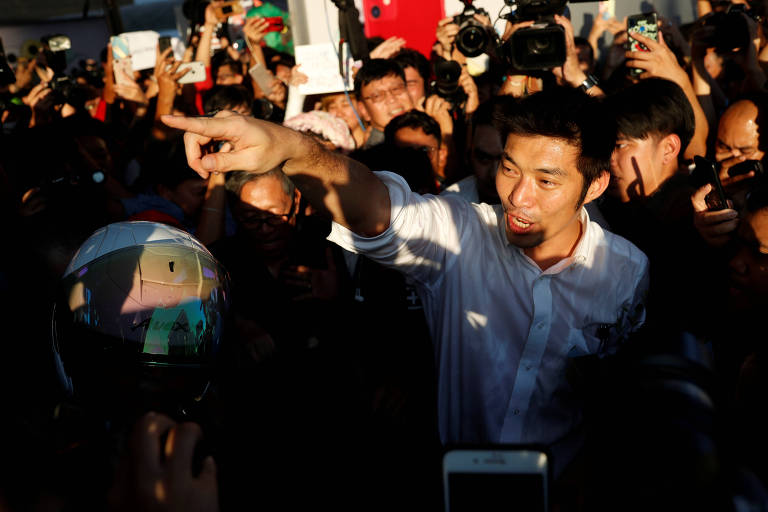 Ato de apoio à oposição vira maior manifestação na Tailândia desde 2014