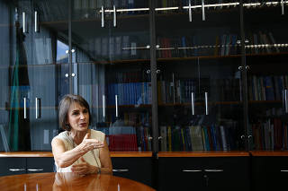 A presidente do TST, Maria Cristina Peduzzi, durante entrevista