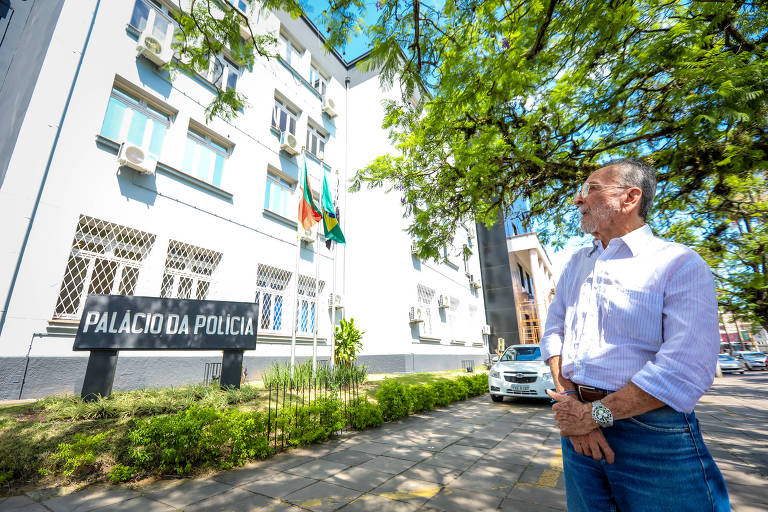 "O governo que está aí defende que sequer aconteceu a ditadura. A situação é desesperadora. Se tivesse acontecido punição aos torturadores, como ocorreu na Argentina e no Uruguai, permitindo que se fizesse justiça, o governo seria outro. A impunidade dos torturadores facilita que o herói dele [Bolsonaro] seja o que me torturou da pior maneira possível [Brilhante Ustra]"