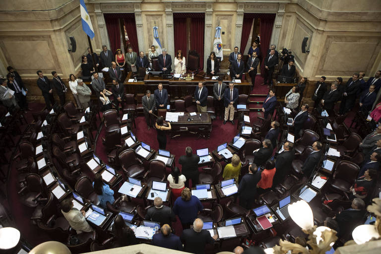 Senado argentino durante votação do pacote econômico, em Buenos Aires