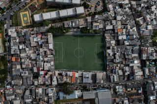 O campo da Arena Palmeirinha, em Paraisópolis, na zona sul de são Paulo