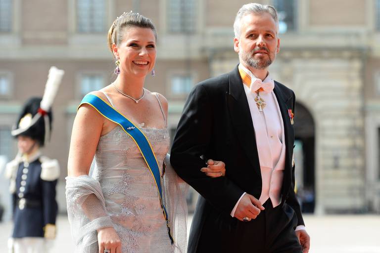 Ari Behn, ex-marido da princesa norueguesa Martha Louise, morre aos 47 anos