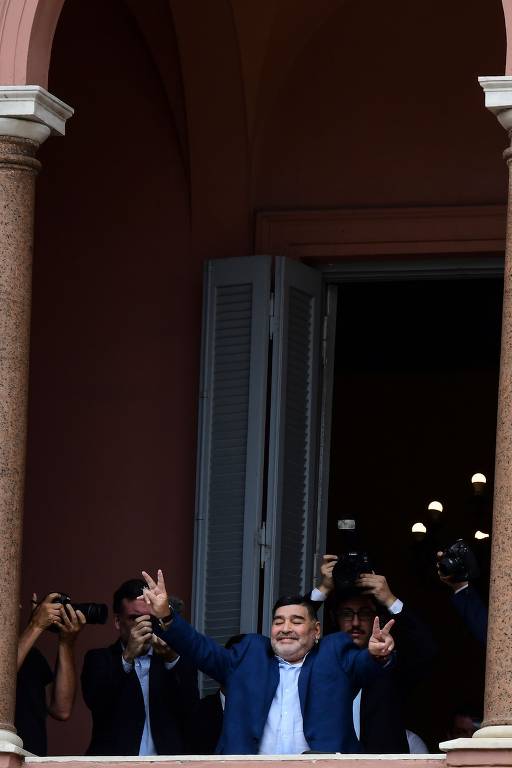 Maradona visita Fernández na Casa Rosada
