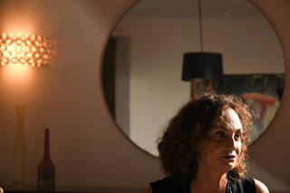 Entrevista com Elena Landau, em São Paulo