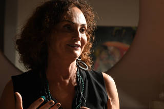 Entrevista com Elena Landau, em São Paulo