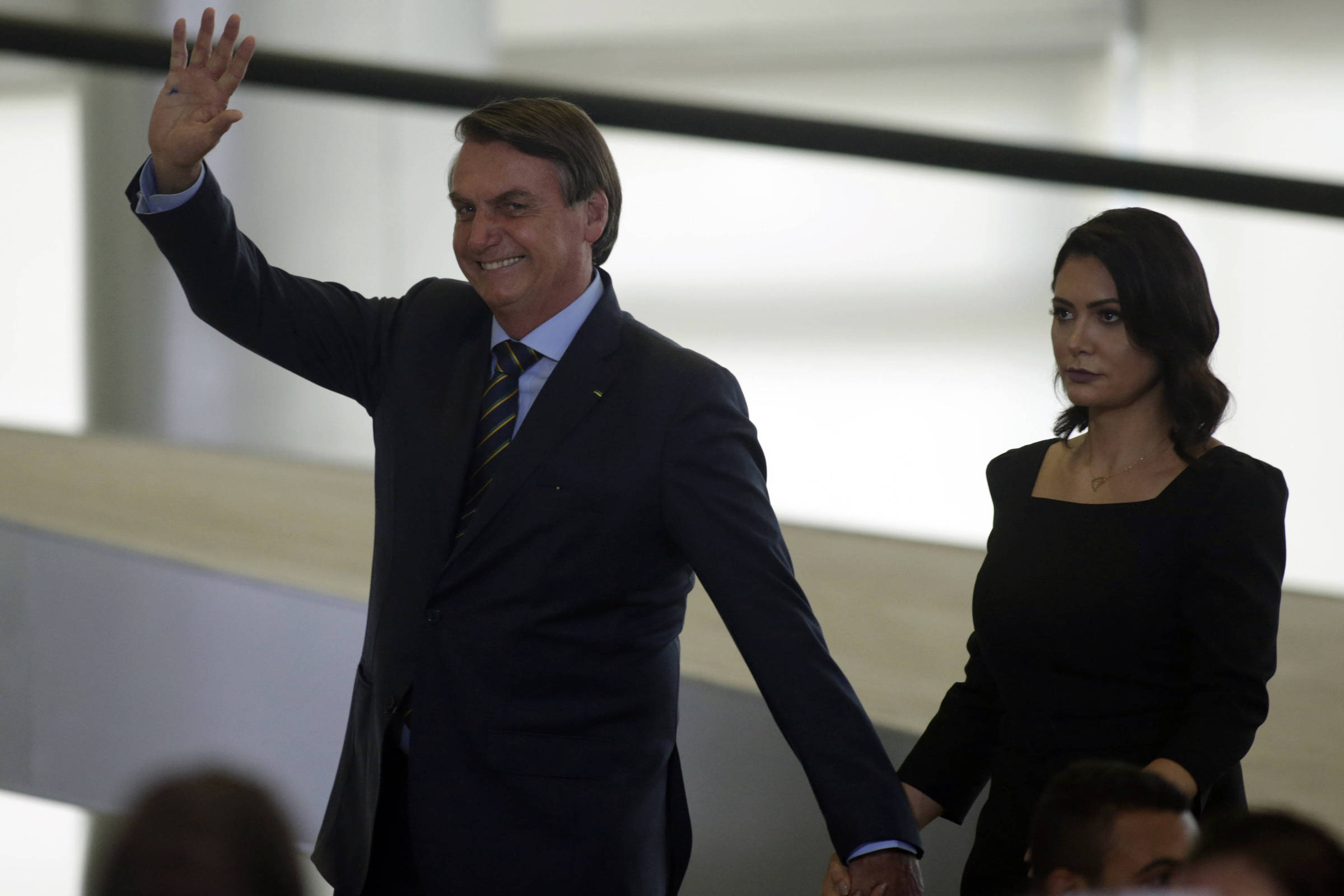 Presidente Jair Bolsonaro deve passar réveillon 2019-2020 em Brasília -  Jornal Grande Bahia (JGB)