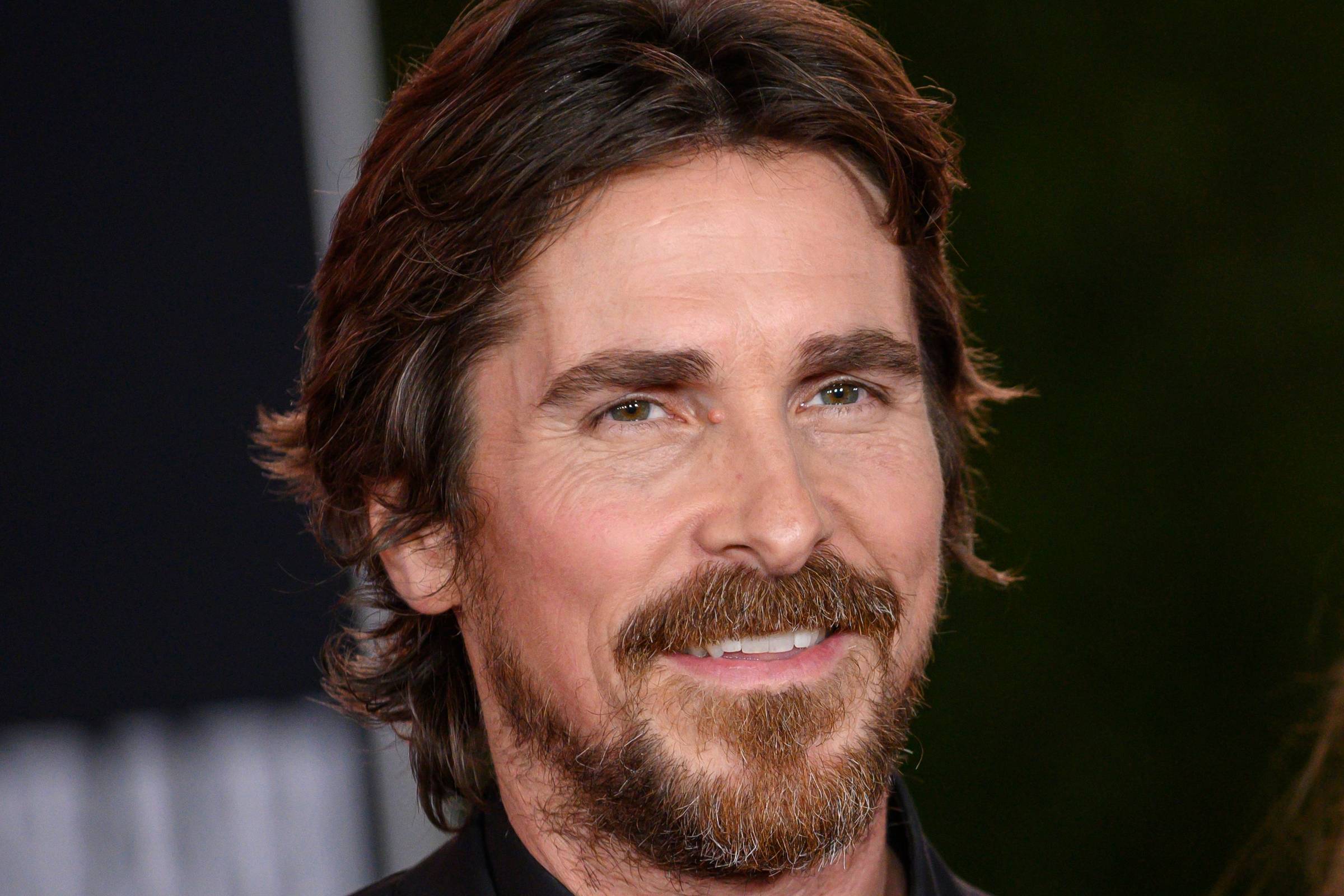 Christian Bale é cotado para ser o vilão do próximo filme de Thor - ClickPB