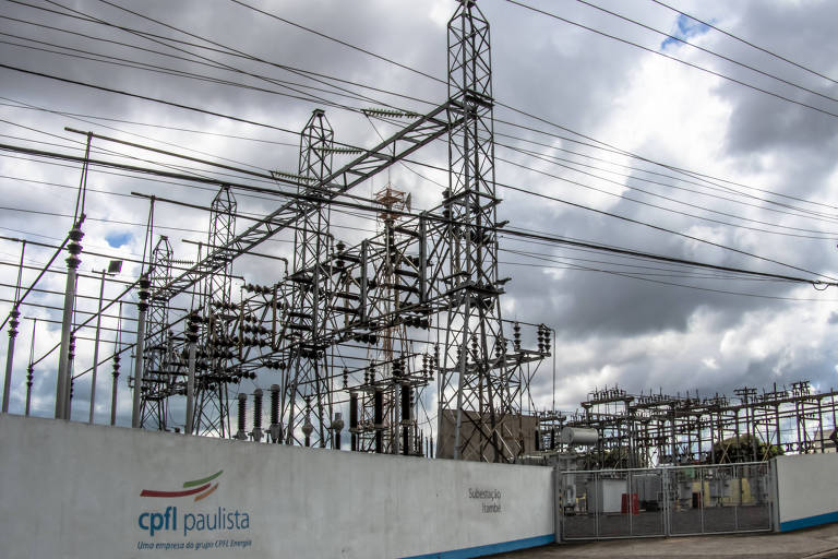 Quem define esses preços e horários é a Aneel (agência reguladora); eles variam de acordo com a distribuidora (Enel, CPFL, Piratininga, Light etc.)