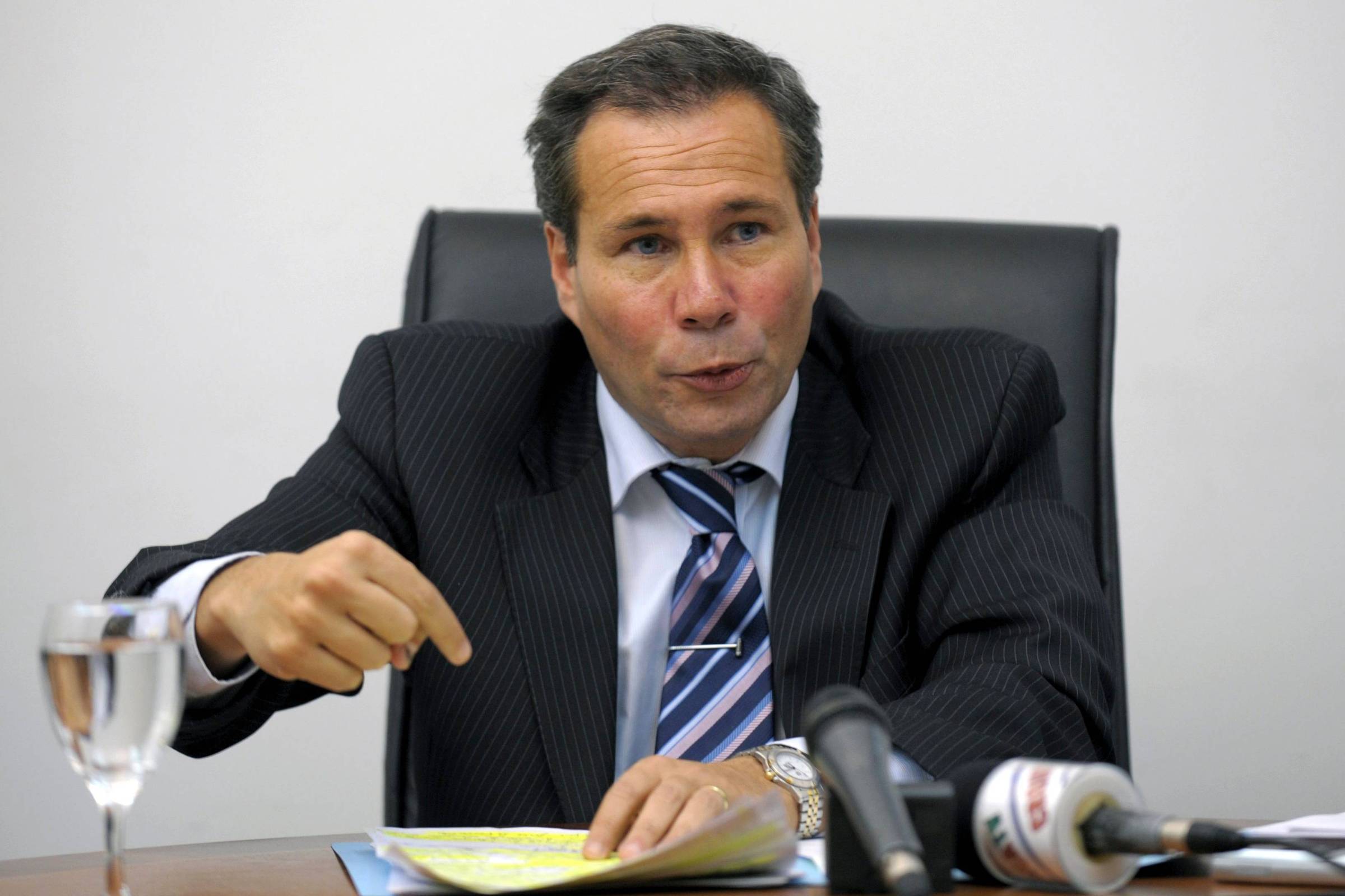 Nisman: O Promotor, a Presidente e o Espião