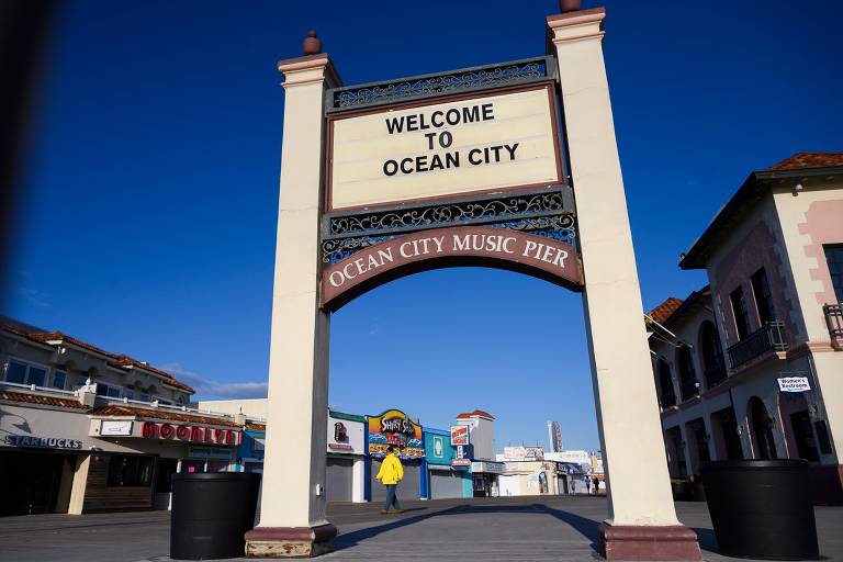 Píer de Ocean City, cidade de 11 mil habitantes em Nova Jersey onde bebidas alcoólicas ainda são proibidas 