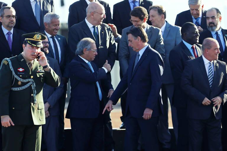 Redução no número de carreiras