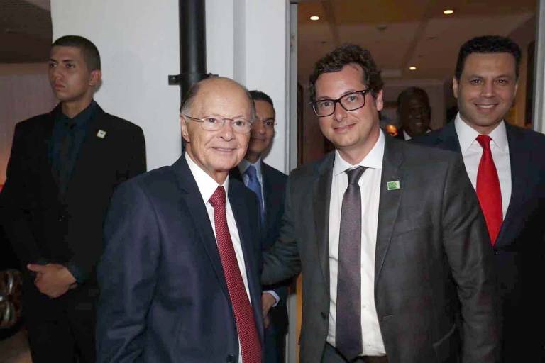 Fabio Wajngarten com Edir Macedo, dono da Record, em foto publicada em setembro de 2019 no perfil do chefe da Secom