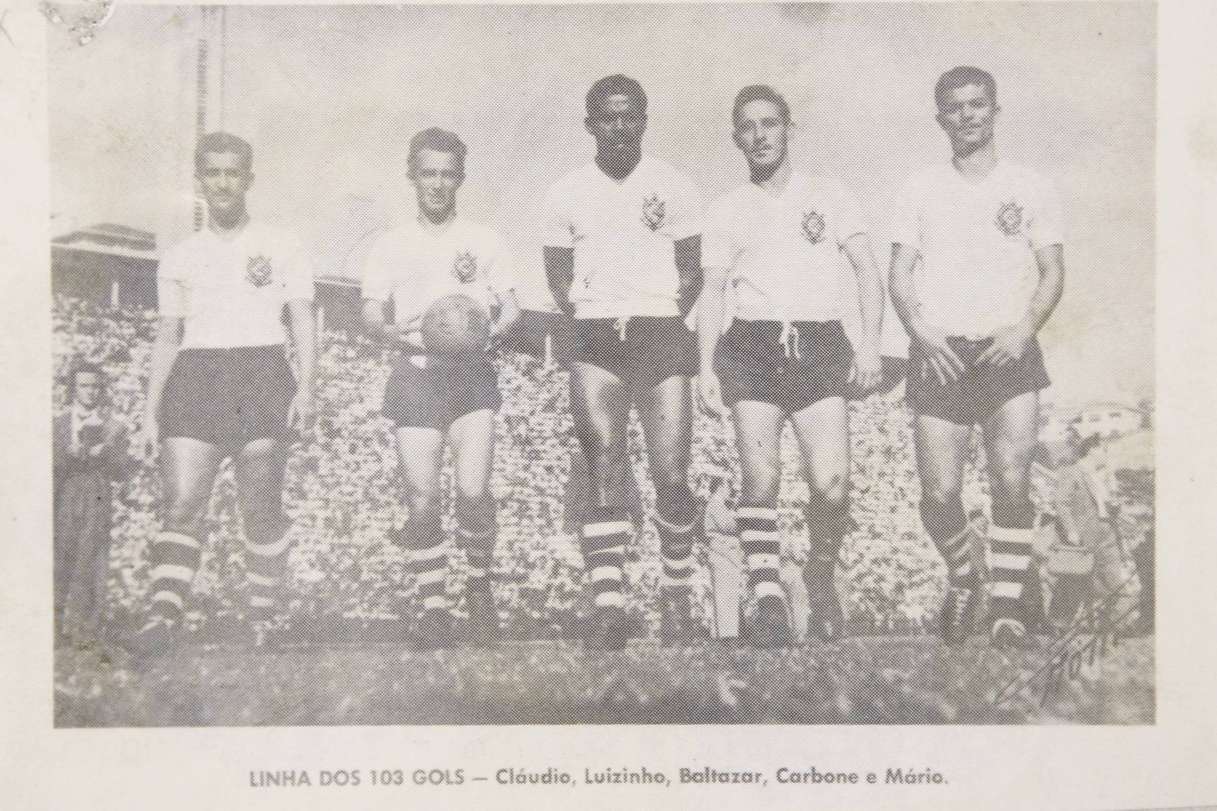 100 X CORINTHIANS: CORINTHIANS É CAMPEÃO PAULISTA DE 1952