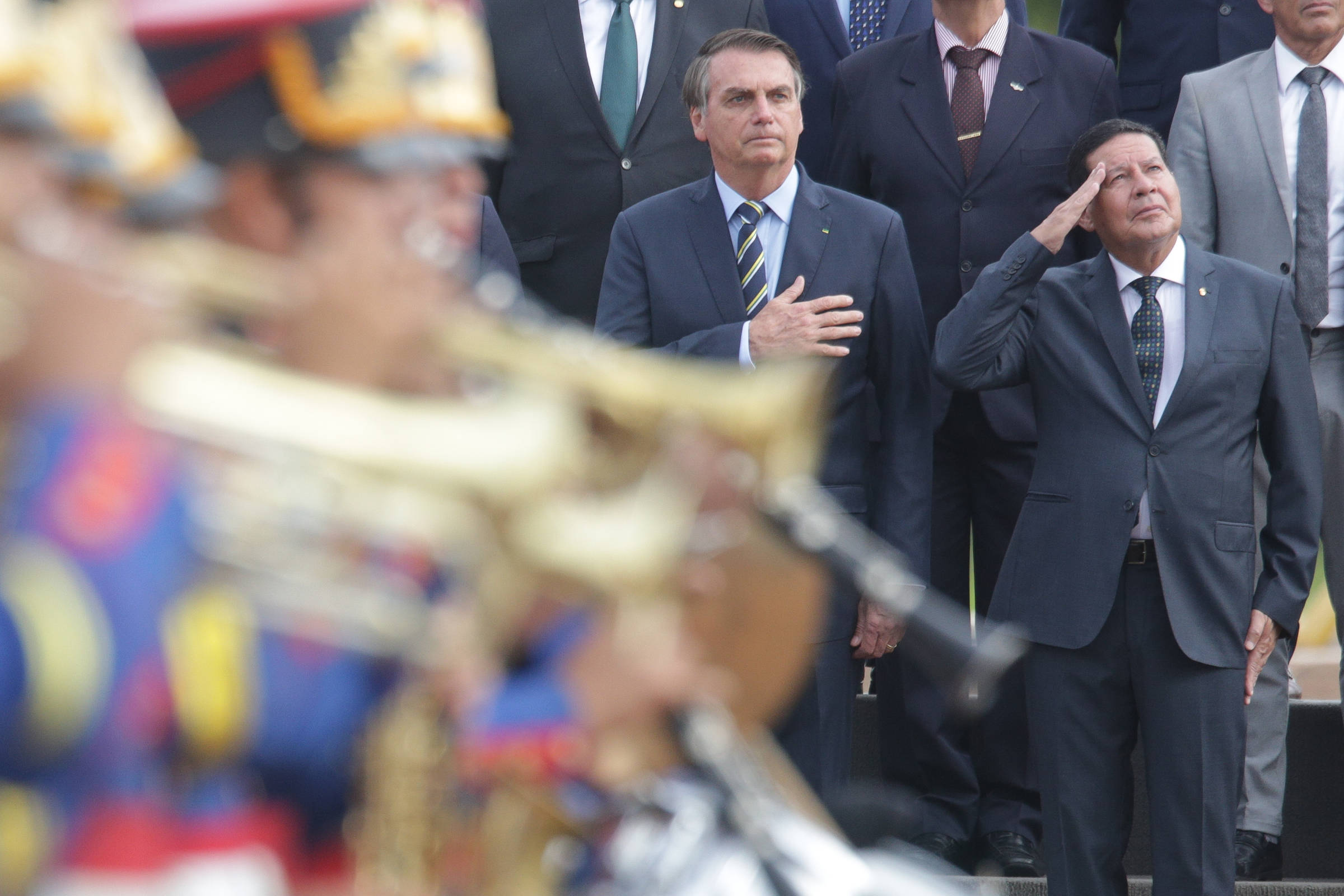 Bairros de São Paulo e do Rio têm panelaço antecipado contra Bolsonaro