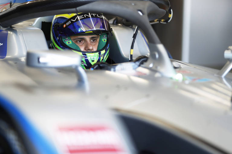 O brasileiro Felipe Massa no carro da Venturi, equipe pela qual ele corre na F-E