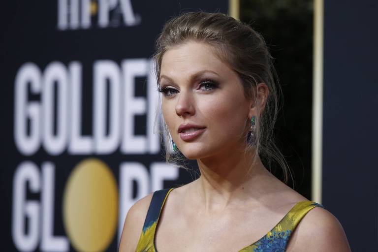 Taylor Swift revela que sua mãe está enfrentando um tumor no cérebro
