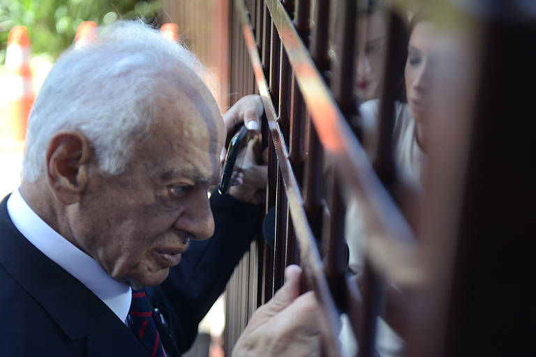 O ex-senador no velório do ministro do Supremo Teori Zavascki, em Porto Alegre, em 2017