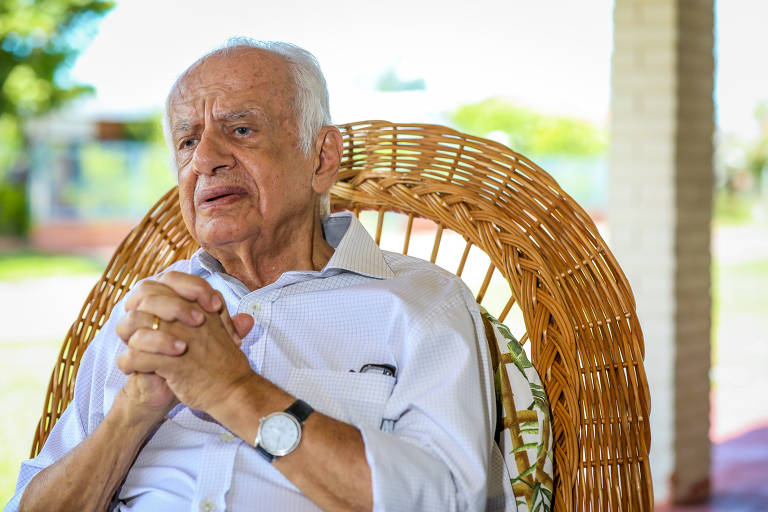 O ex-senador Pedro Simon, durante entrevista à Folha