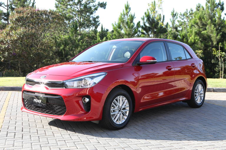 Kia Motors lança hatch compacto Rio