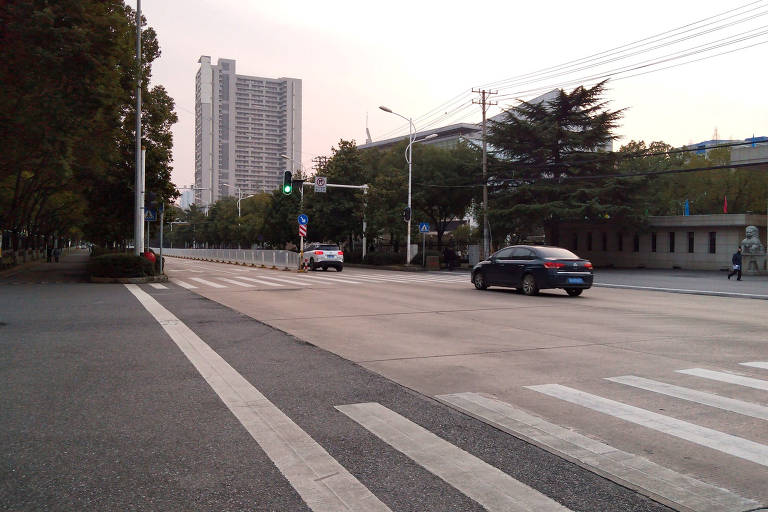 Ruas vazias em Wuhan, na província de Hubei, epicentro do coronavírus
