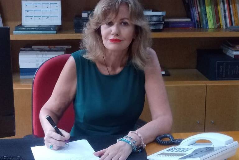 Leticia Dornelles é roteirista, atriz e presidente da Casa Rui Barbosa