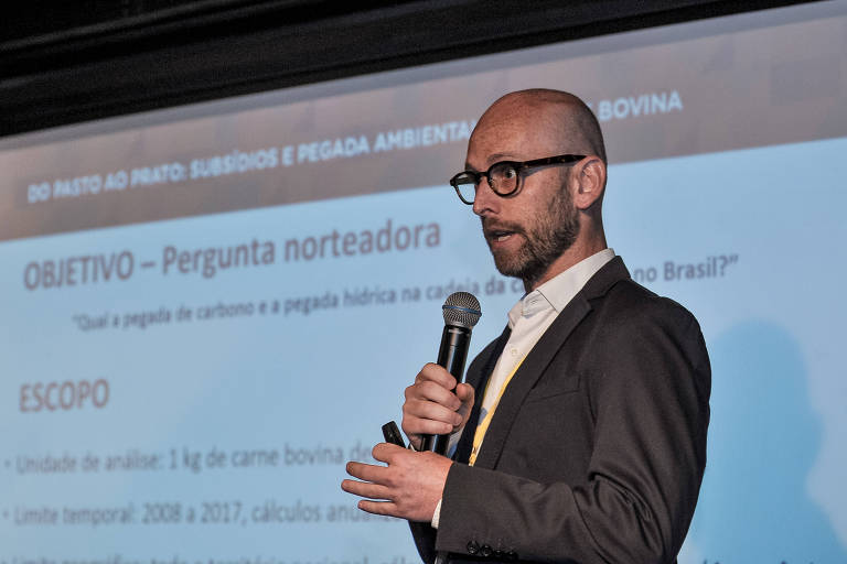 Biólogo Roberto Strumpf fala sobre o relatório 'Cálculo da Pegada de Carbono e Hídrica na Cadeia da Carne Bovina do Brasil', do Instituto Escolhas
