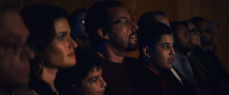 Cena de 'Joias Brutas', com Adam Sandler