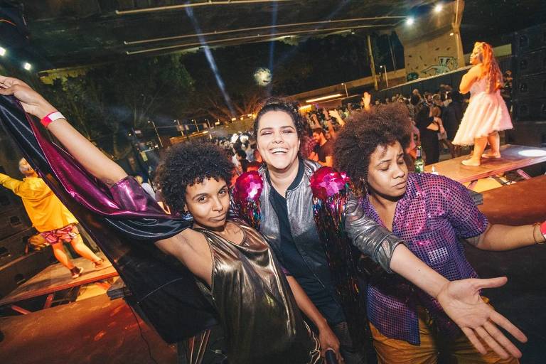 As DJs Sal Esaú, Renata Corr e Elky Araujo, da Desculpa Qualquer Coisa