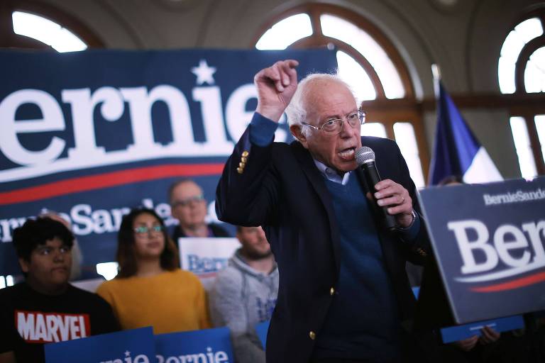 O pré-candidato democrata Bernie Sanders durante evento de campanha em Perry, Iowa
