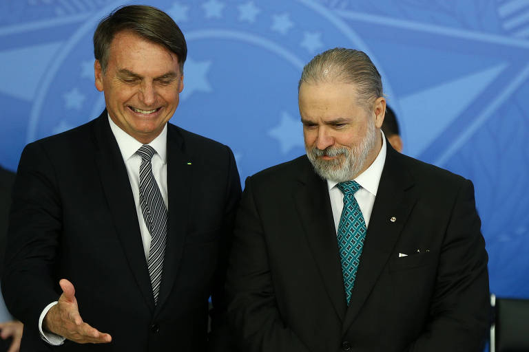 O presidente Jair Bolsonaro e procurador-geral da República, Augusto Aras, no Palácio do Planalto
