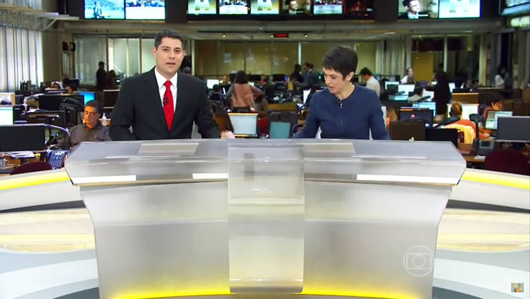 Comentaristas da GloboNews brigam ao vivo a respeito de restrições