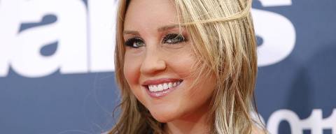 Actress Amanda Bynes arrives at the 2011 MTV Movie Awards in Los Angeles in this file photo from June 5, 2011.  Bynes was arrested over the weekend on a misdemeanor charge of driving under the influence of drugs in Los Angeles, the California Highway Patrol said September 29, 2014.  REUTERS/Danny Moloshok/Files  (UNITED STATES - Tags: ENTERTAINMENT) ORG XMIT: TOR106