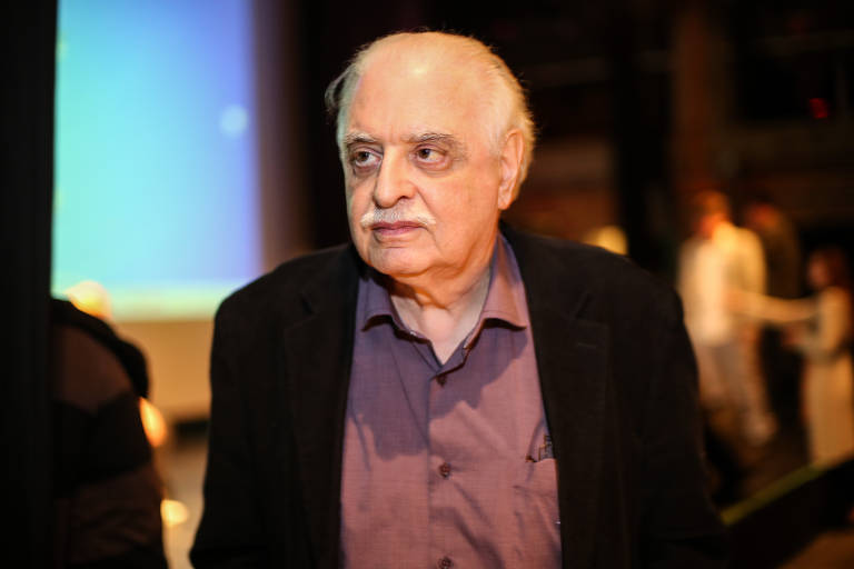 Augusto de Campos no bate papo "Poesia Alem da Pagina", em 2016