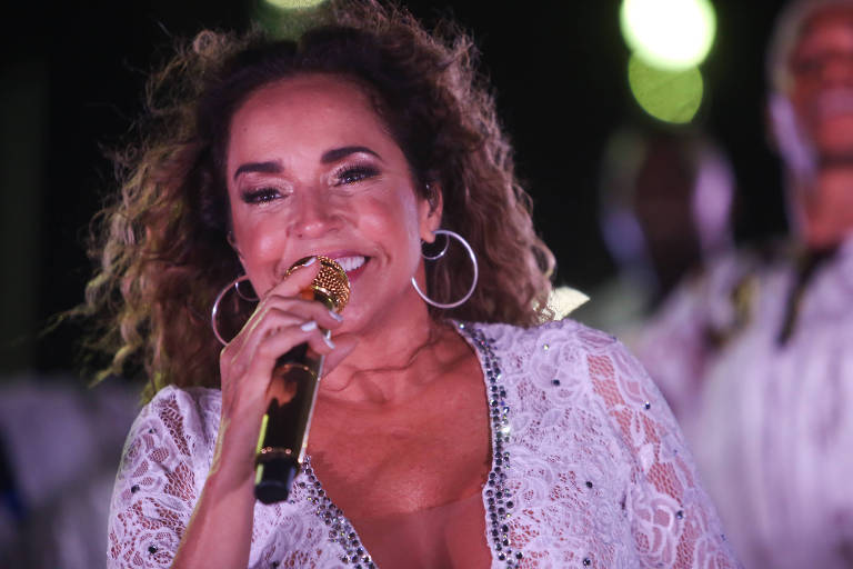 Léo Santana, Carlinhos Brown e Claudia Leitte abrem o Carnaval de Salvador