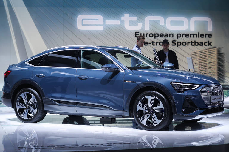 O elétrico e-Tron, da Audi, que chega ao Brasil em abril 