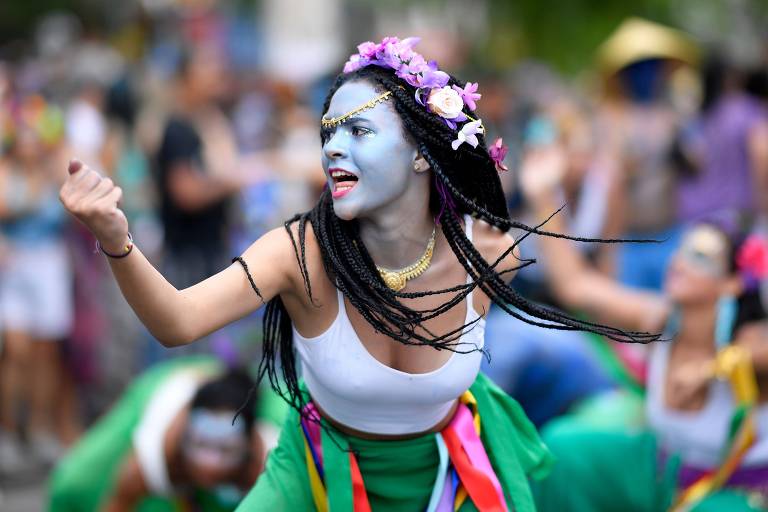 Carnaval em BH: alta em despesas pressiona blocos - 16/02/2023 - Cotidiano  - Folha