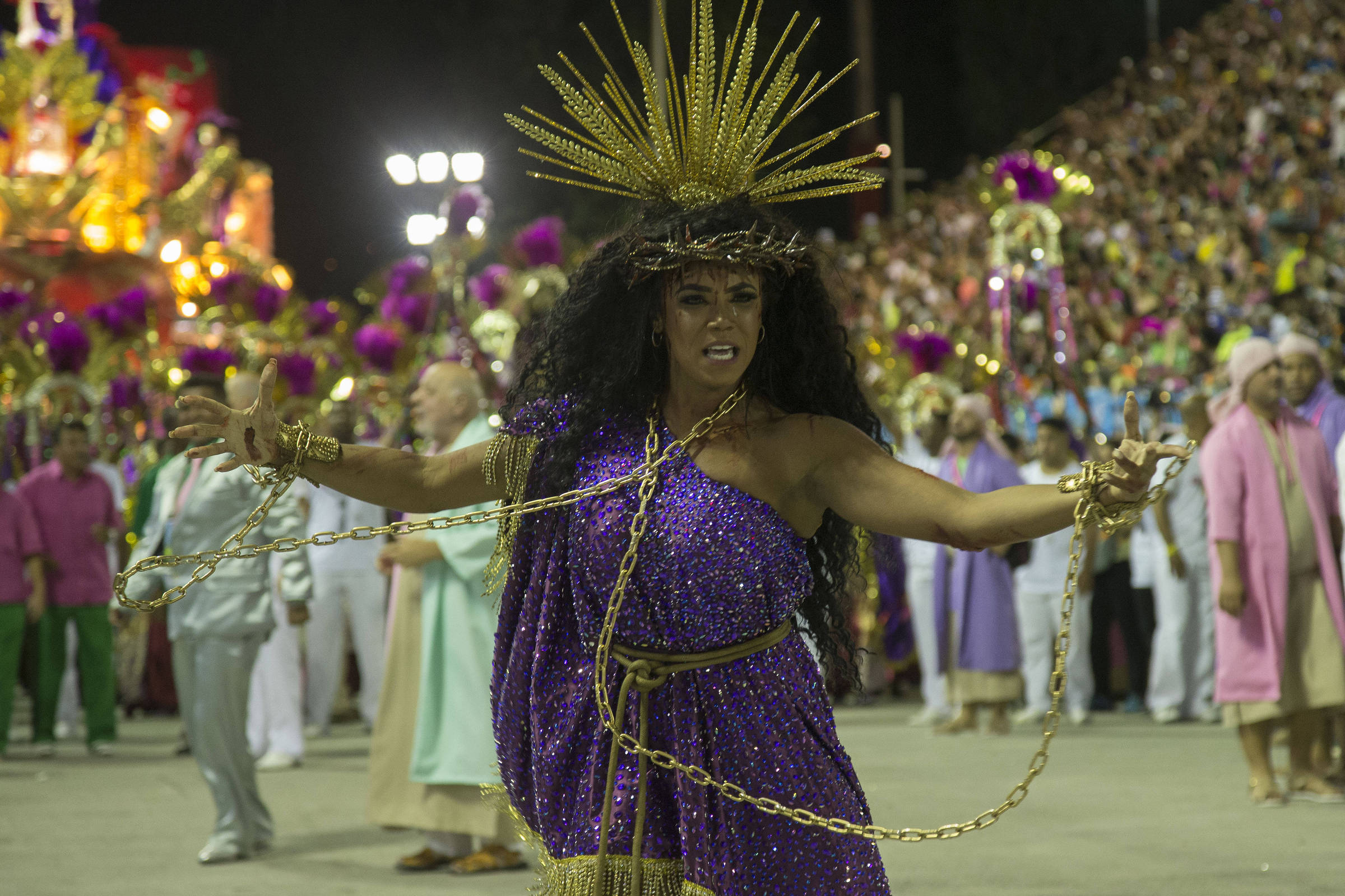 Carnaval politizado : r/brasil