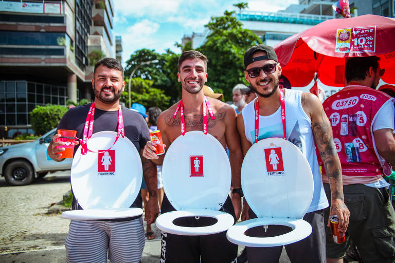 Desfile do bloco Corre Atrás ,no Leblon 