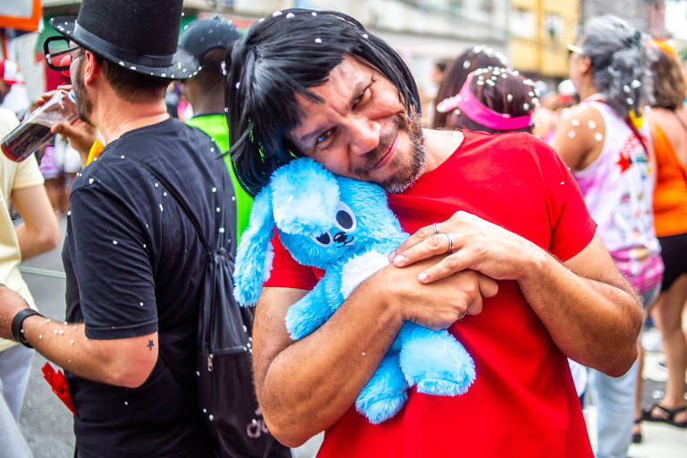 A Espetacular Charanga do França puxa o terceiro dia do Carnaval de rua em SP