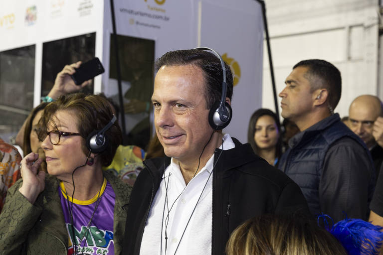 João Doria no camarote da prefeitura no sambódromo, durante o Carnaval