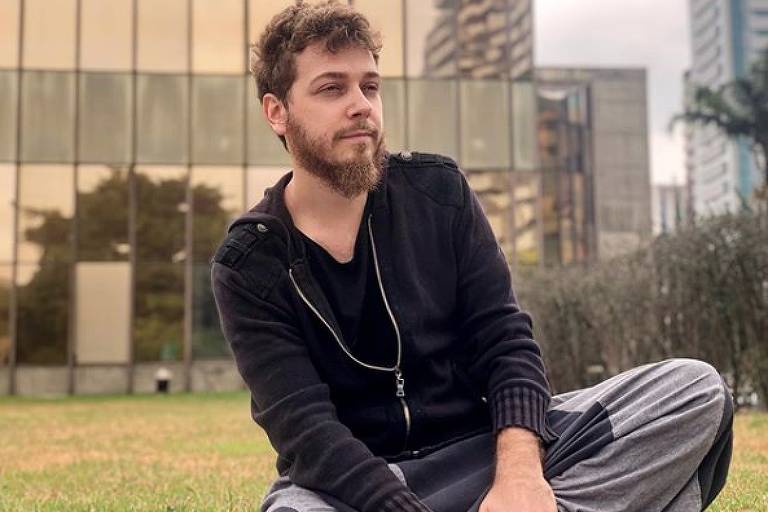 O youtuber Pedro Amaral, 27, que faz vídeos de mágica e parkour