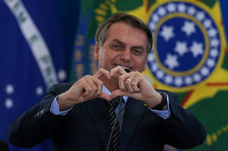 Bolsonaro durante lançamento do programa Crédito Imobiliário