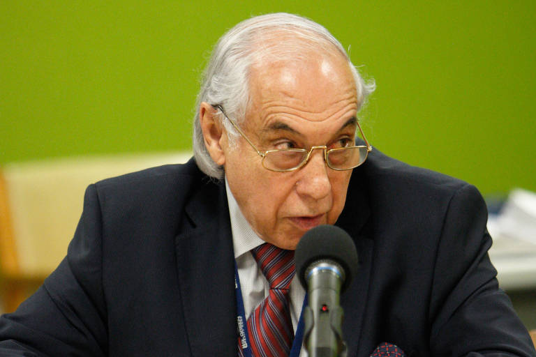 O diplomata Sérgio Duarte