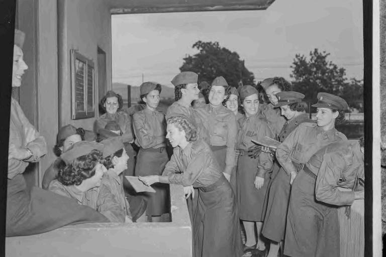 Elas foram mulheres que romperam com o padrão da época, uma padrão que era ser casada e protegida no lar", afirma Margarida Rocha Bernardes, professora da Escola Superior de Guerra e integrante da Academia Brasileira de Medicina Militar