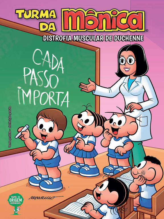 Capa de revista com professora e alunos escrevendo em lousa 