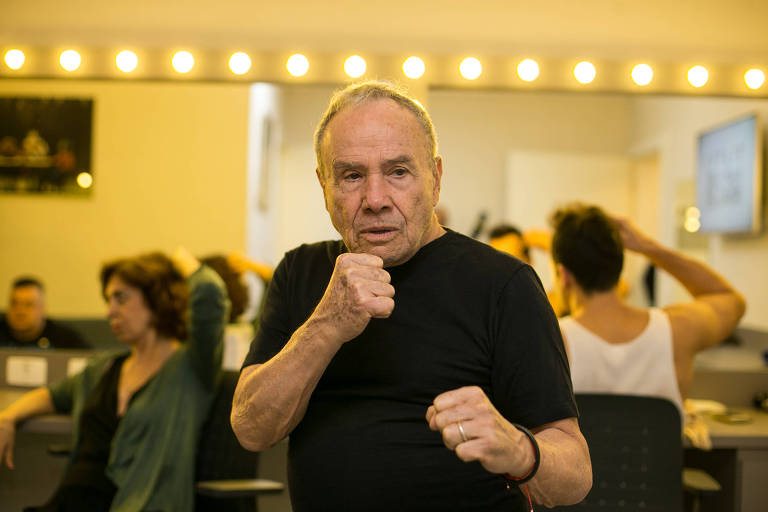 Stenio Garcia na estreia da peça "O Último Lutador", no Teatro Porto Seguro em São Paulo, em 2016