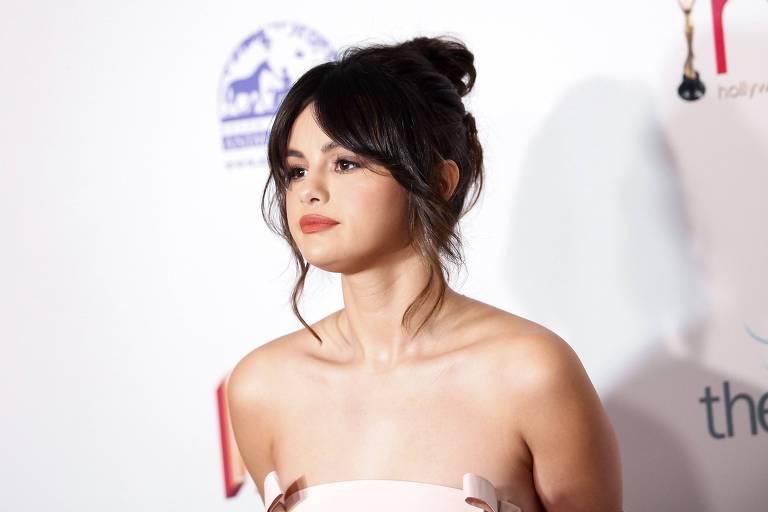 Selena Gomez no Hollywood Beauty Awards 2020, na Califórnia 