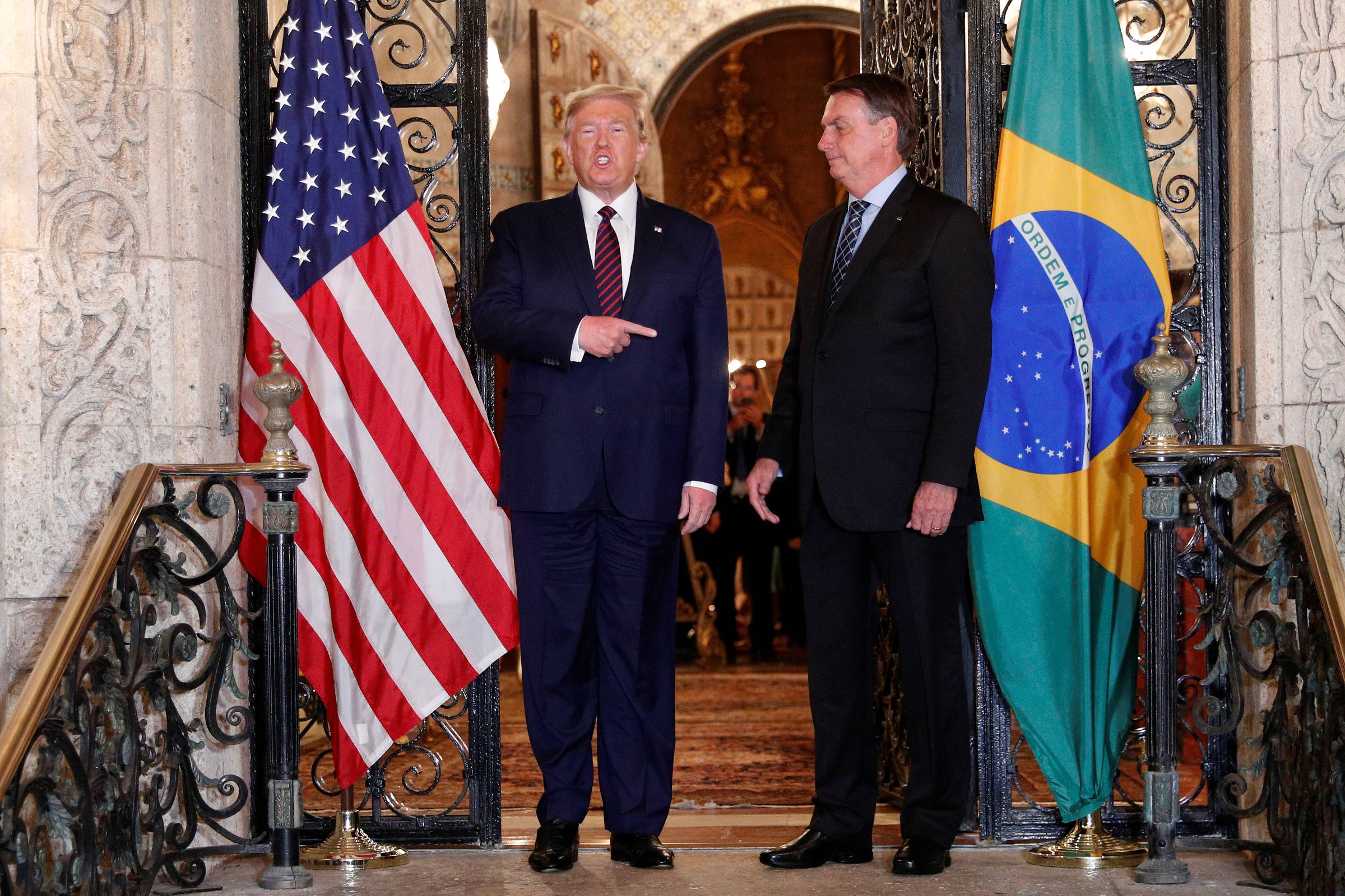 Carta de Bolsonaro a Biden só tem valor com outro chanceler ou outro governo