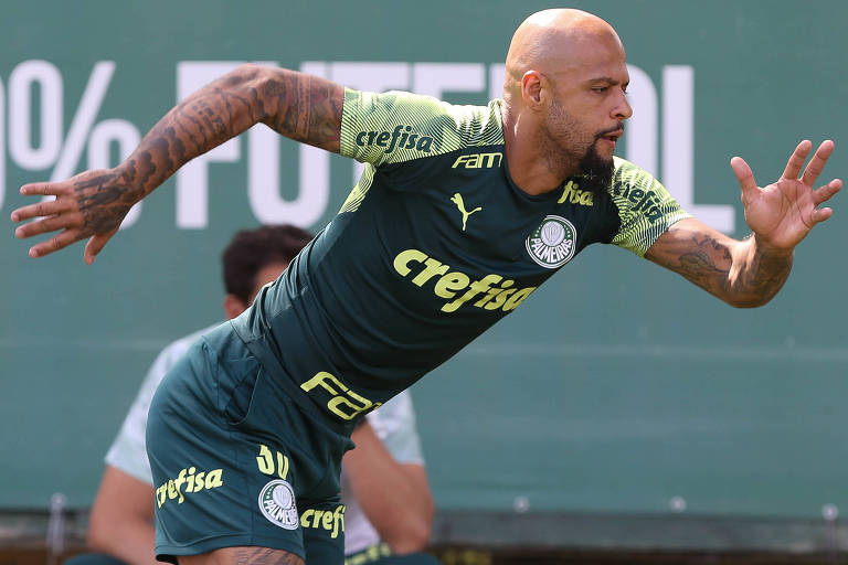 O Palmeiras, do volante Felipe Melo, encara o Guaraní, do Paraguai, que eliminou o Corinthians na pré-Libertadores